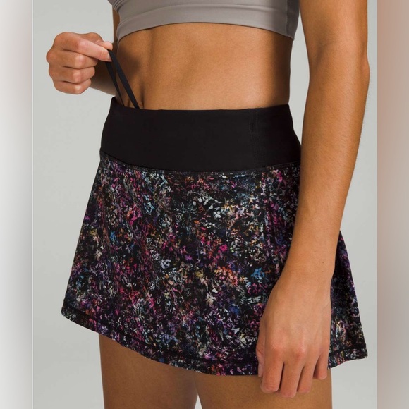 lululemon athletica Dresses & Skirts - Lululemon 6 Pace Rival Mid-Rise Skirt Floral Spray Multi Athleisure Running Run